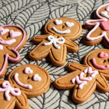 Mother's Day Gingerbread Individual