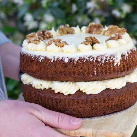 Carrot and walnut Cake